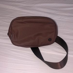 Lululemon Everywhere Belt Bag Java Brown 🤎